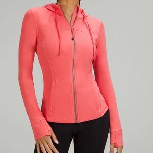 LULULEMON HOODED DEFINE JACKET | SIZE 6 | PALE RASPBERRY (PINK) | EUC